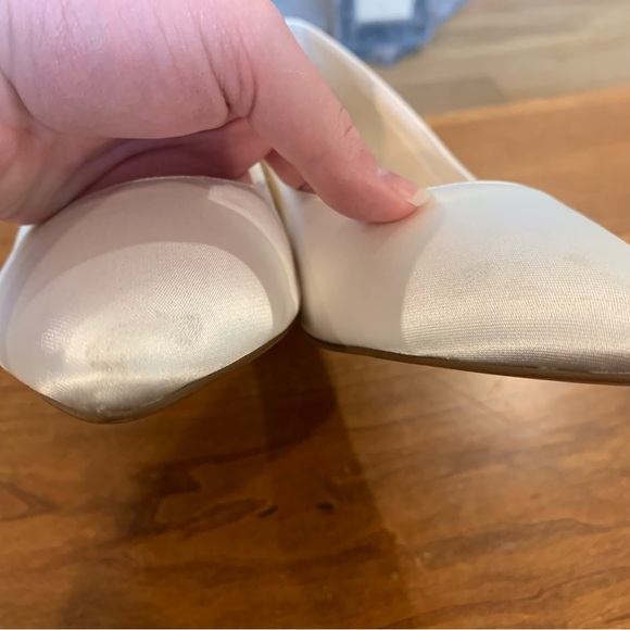 Rainbow Club UK May Block Heel, Ivory Satin, Size 8.5 US Or 6.5 UK - Picture 5 of 8